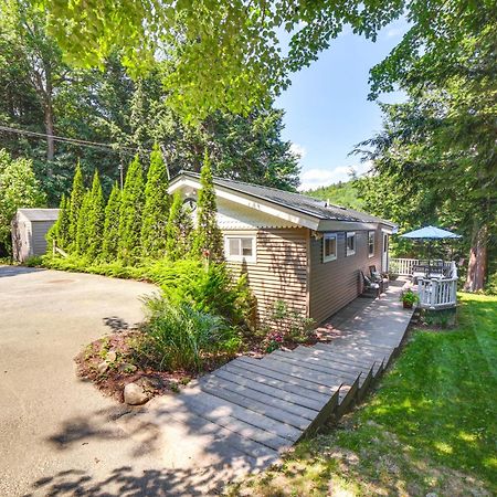 Breathtaking Newbury Cottage With Deck On Chalk Pond Esterno foto